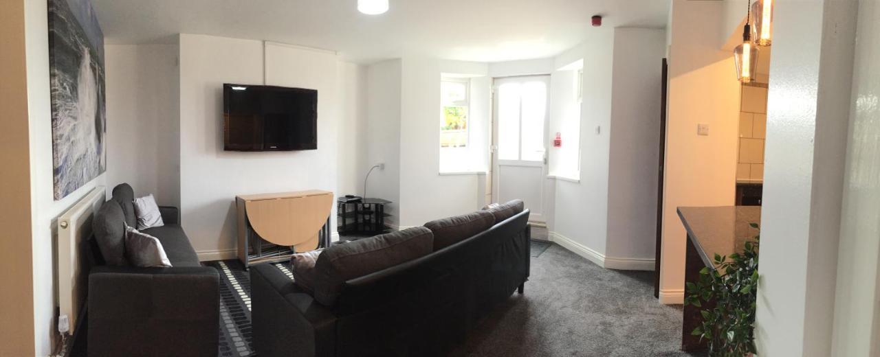 Apartment Southbay Flats Flat 1