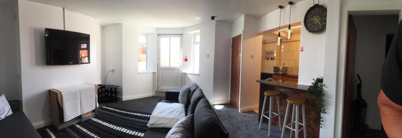 Apartment Southbay Flats Flat 1