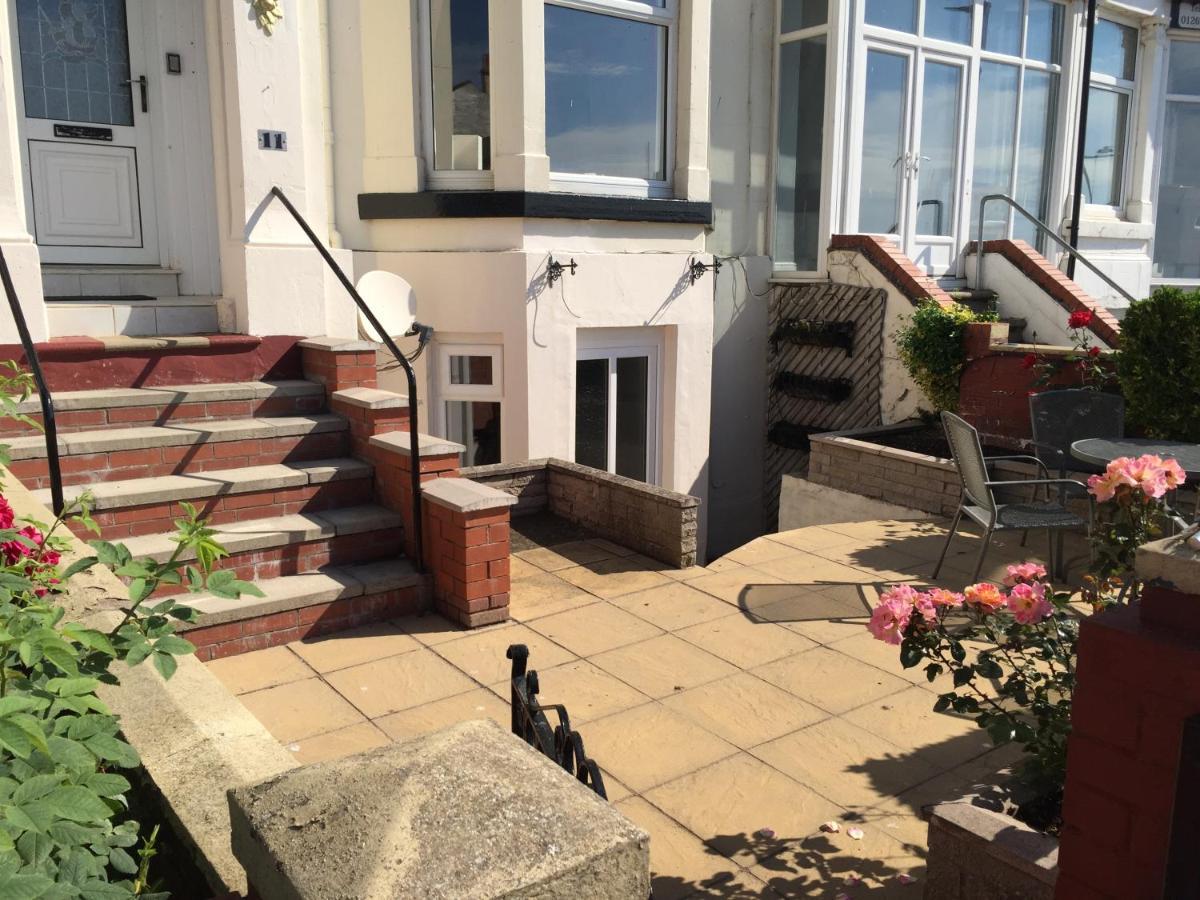 Southbay Flats Flat 1 *